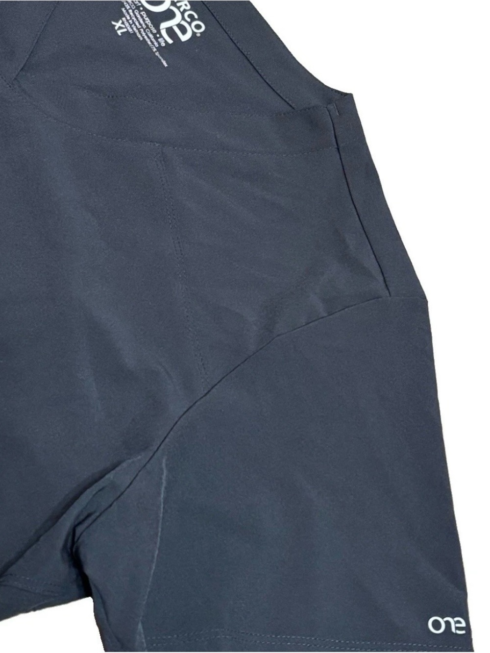 Barco One Women’s Black Solid V-Neck Scrub Top XL Polyester RN#50681 - Picture 4 of 6